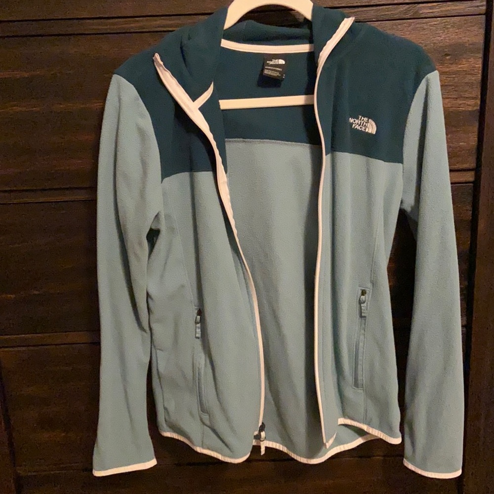 The North Face Women’s light fleece jacket M